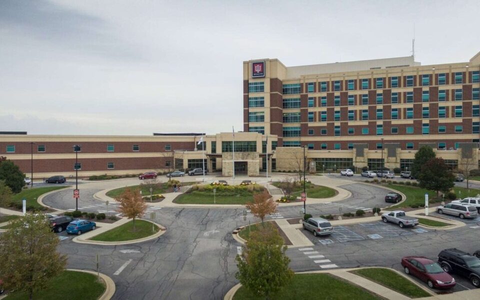 Main entrance of IU Health Arnett Hospital in Lafayette